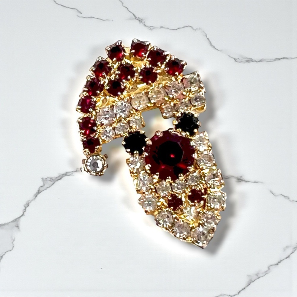 Vintage 90s Rhinestone Santa Brooch Pin Gold Tone Red Clear Stones Christmas - Picture 2 of 4